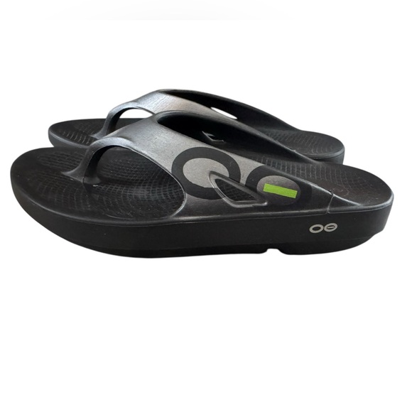 OOFOS original Sport Sandals - Picture 2 of 9